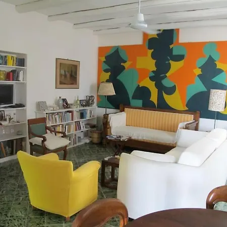 Cedar House, Ferienhaus Canneto (Lipari)
